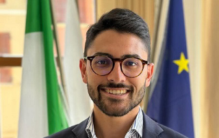 San Costanzo – Rubati otto pluviali in rame dal cimitero, la denuncia del sindaco Carbone